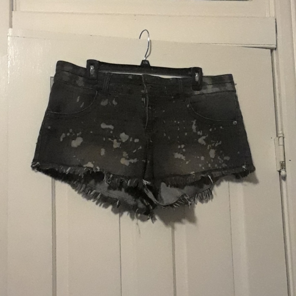 No Boundaries Shorts
